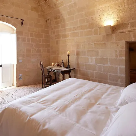 Sextantio Le Grotte Della Civita Matera