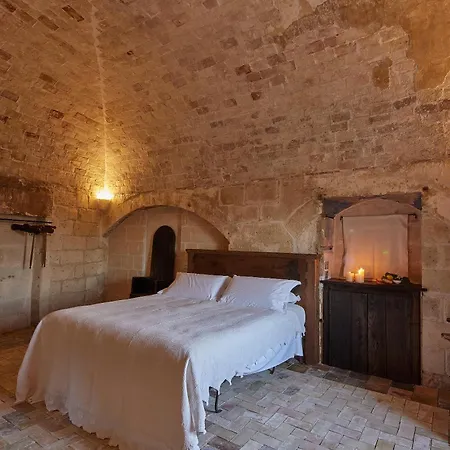 Szálloda Sextantio Le Grotte Della Civita Matera