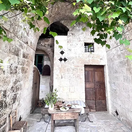 Szálloda Sextantio Le Grotte Della Civita Matera