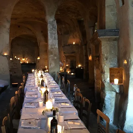 Sextantio Le Grotte Della Civita Hotel Matera
