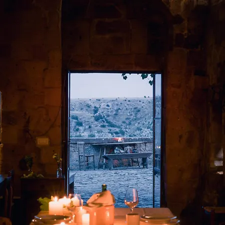 Hotel Sextantio Le Grotte Della Civita