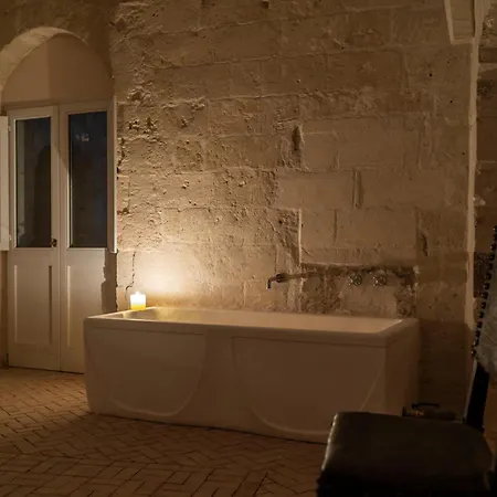 Sextantio Le Grotte Della Civita Hotel