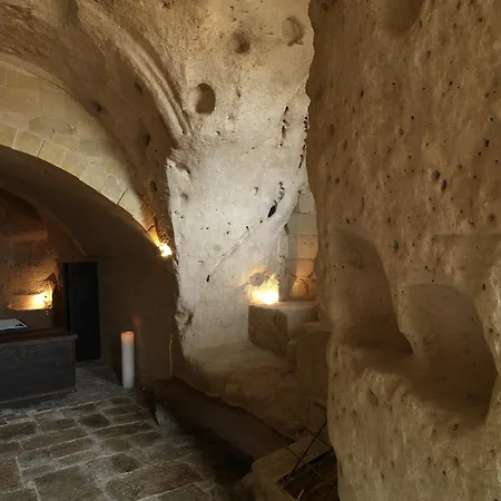 Sextantio Le Grotte Della Civita