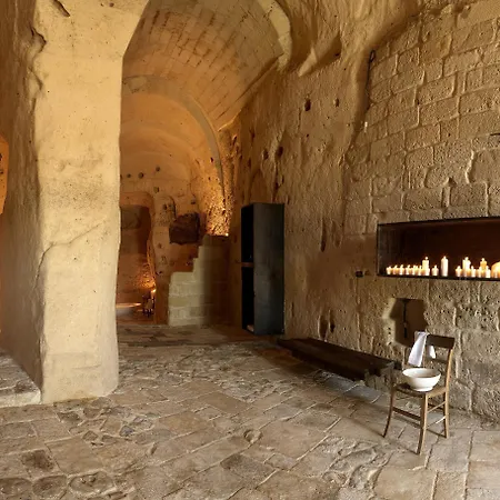Sextantio Le Grotte Della Civita Matera