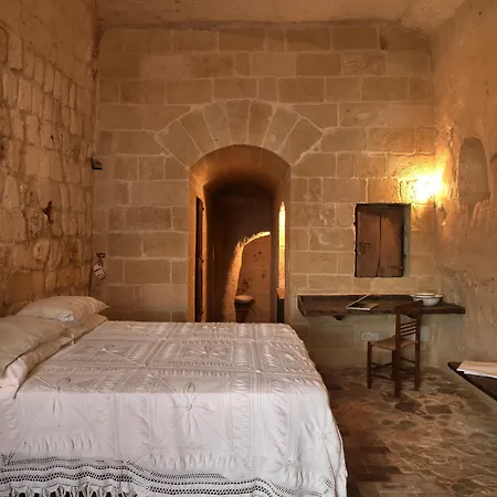 Sextantio Le Grotte Della Civita 4* Matera