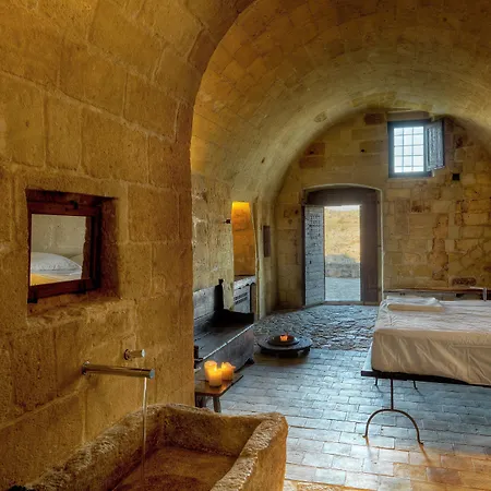 Sextantio Le Grotte Della Civita 4* Matera