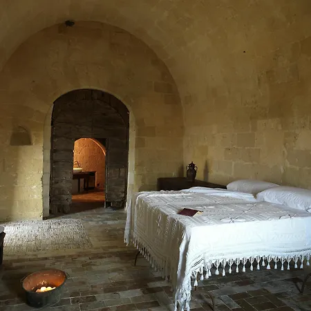 Sextantio Le Grotte Della Civita 4*