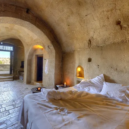 Sextantio Le Grotte Della Civita Matera