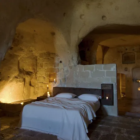 Sextantio Le Grotte Della Civita Matera