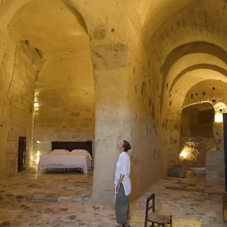 Sextantio Le Grotte Della Civita Matera