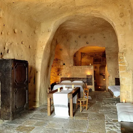 Sextantio Le Grotte Della Civita Matera