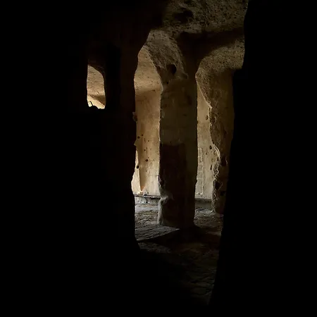 Sextantio Le Grotte Della Civita Hotel Matera