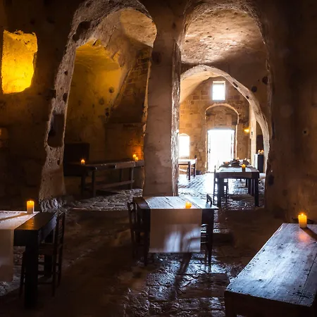 Hotel Sextantio Le Grotte Della Civita