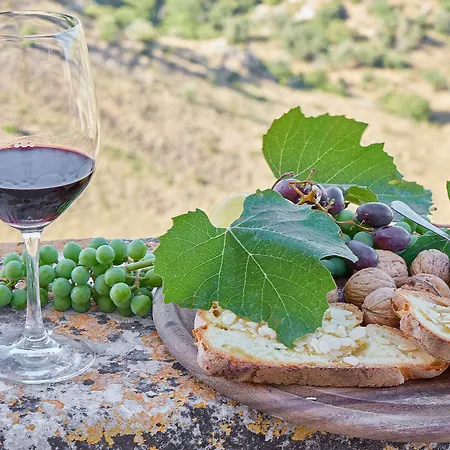 Sextantio Le Grotte Della Civita Hotel 4*