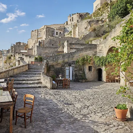Sextantio Le Grotte Della Civita Matera