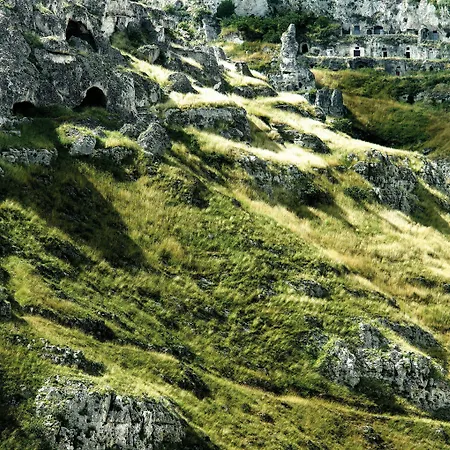 Sextantio Le Grotte Della Civita Matera