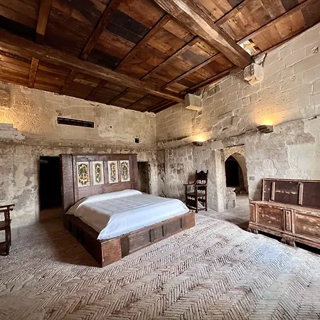 Sextantio Le Grotte Della Civita Hotel