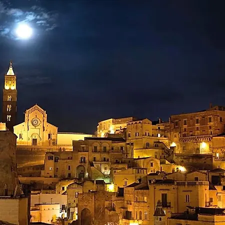 Hotel Sextantio Le Grotte Della Civita 4*