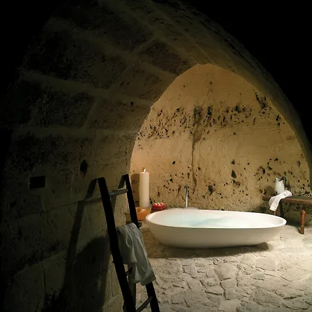 Sextantio Le Grotte Della Civita 4*