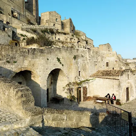 Sextantio Le Grotte Della Civita Matera