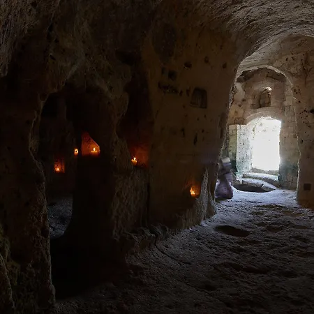 Sextantio Le Grotte Della Civita Matera