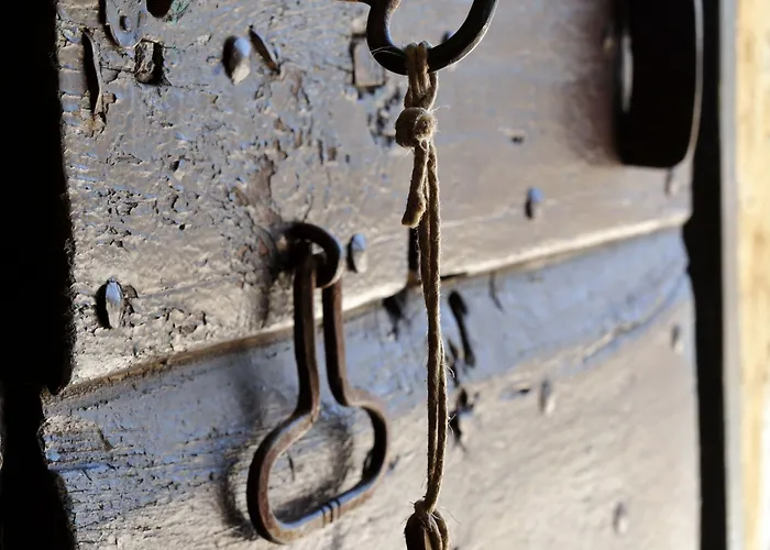 Sextantio Le Grotte Della Civita Hotel 4*