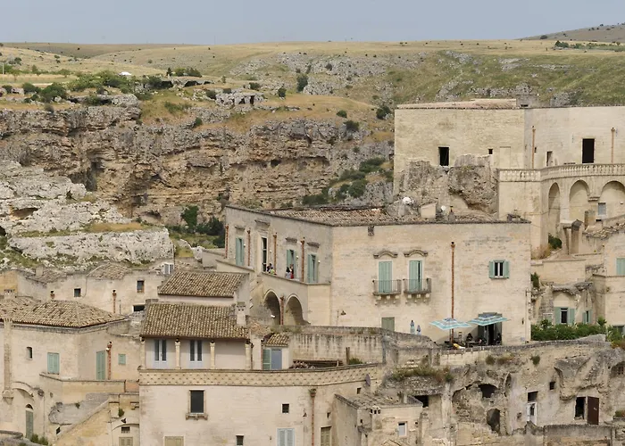 Sextantio Le Grotte Della Civita Hotel