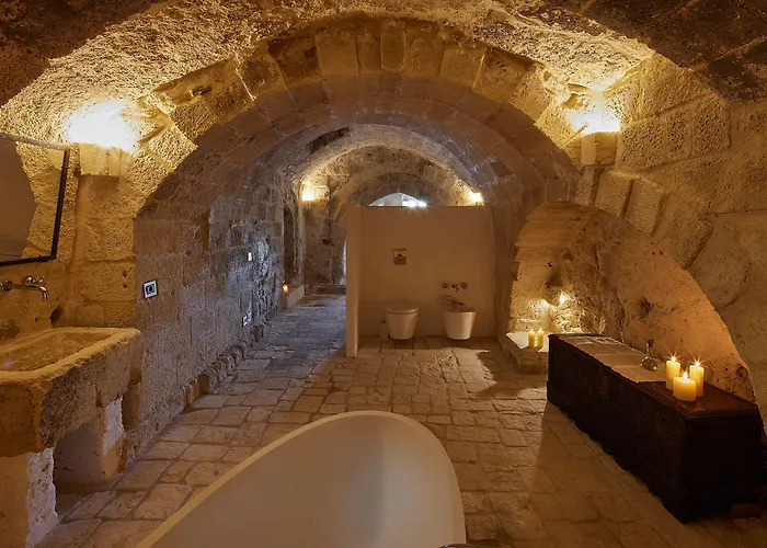 Sextantio Le Grotte Della Civita Hotel 4*
