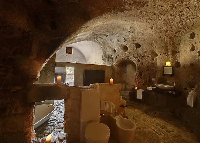 Sextantio Le Grotte Della Civita Hotel